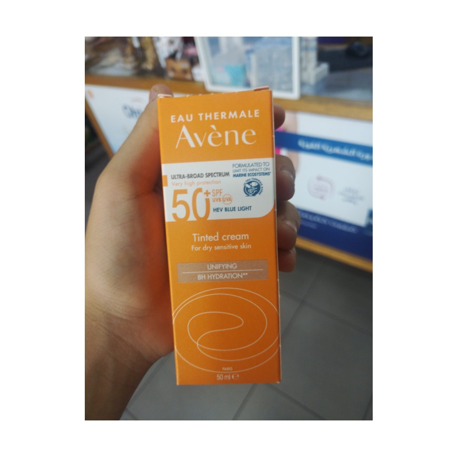 AV ECRAN TEINTE SPF50